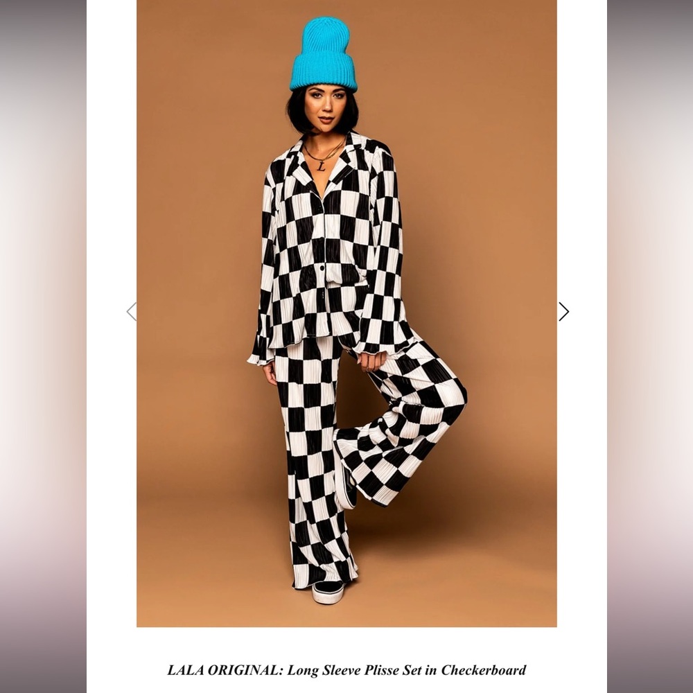 Dressed in LaLa Plisse checkerboard set size M